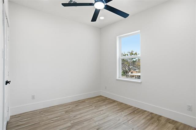 Building Photo - 118 Willow Ln