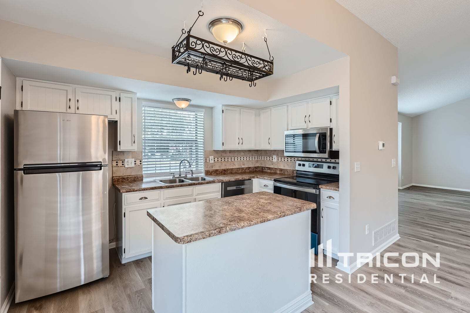 Building Photo - 5354 S Telluride Way