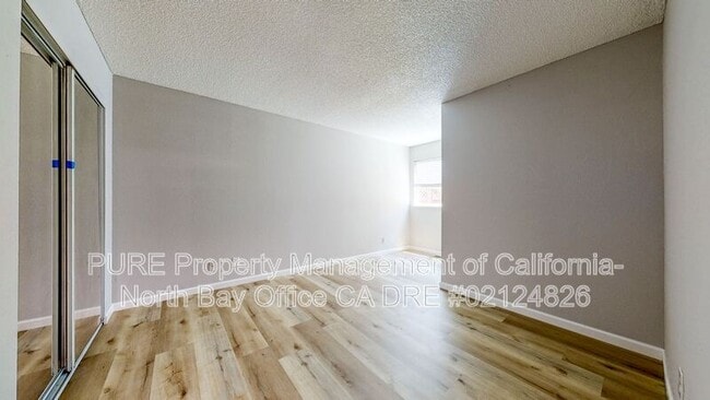 Building Photo - 1107 Navarro St