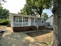 Building Photo - 908 S Josephine Boyd St