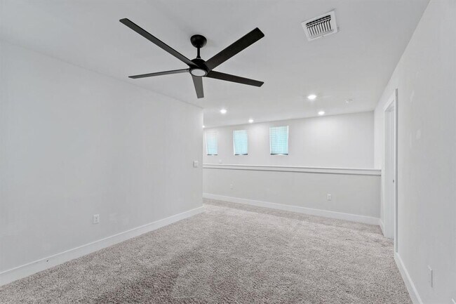 Building Photo - 7312 Travertine Spring Dr