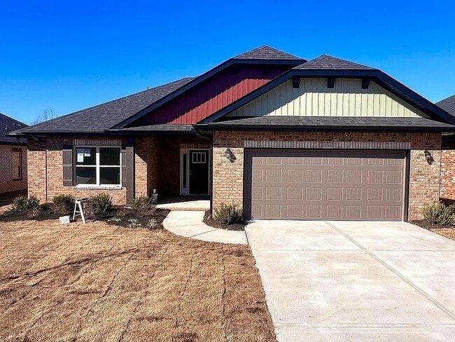 Primary Photo - 335 Cypress Holw Trl