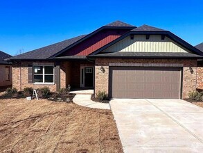Building Photo - 335 Cypress Holw Trl
