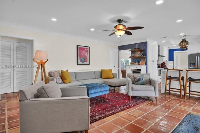 Building Photo - 15280 SW 72nd Ave