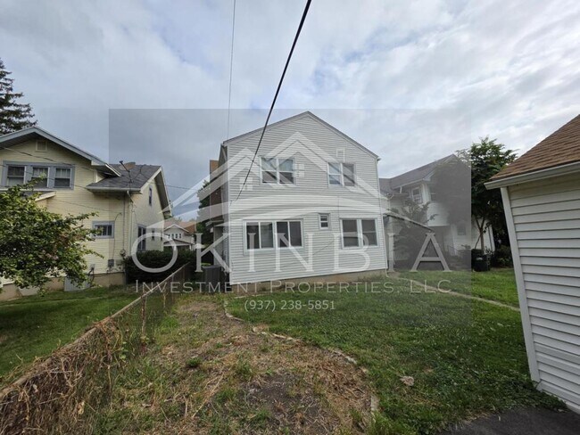 Building Photo - 216 Knecht Dr