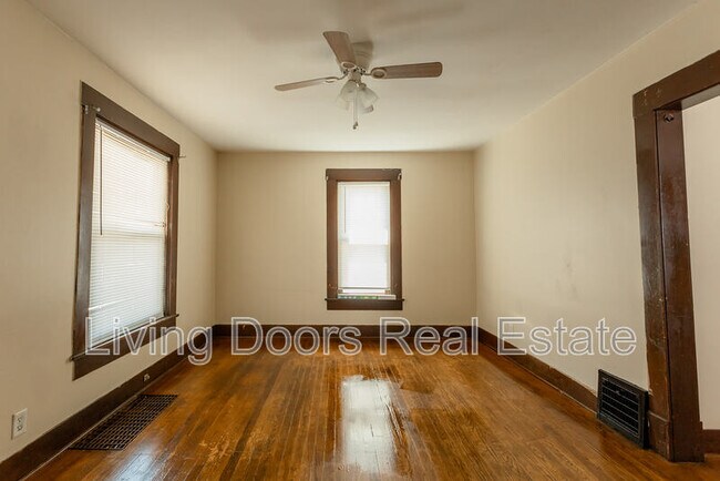 Building Photo - 1025 N 8th St