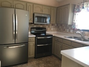 Building Photo - 5726 Egret Ave