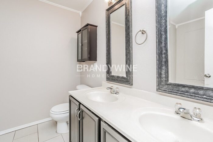 Building Photo - 14229 Zamora Ln
