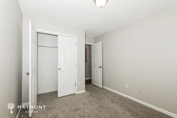 Building Photo - 6427 Olmadison Ln