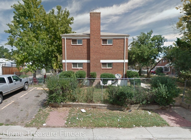 Building Photo - 1869-1887 W Mosier Pl