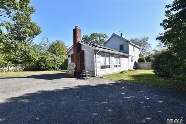 Building Photo - 614 6th Ave W