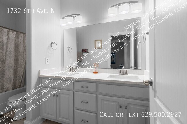 Building Photo - 1732 6th Ave N