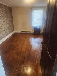 Building Photo - 900 Rhomberg Ave