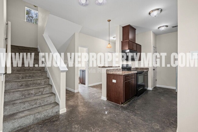 Building Photo - 3586 Brister St