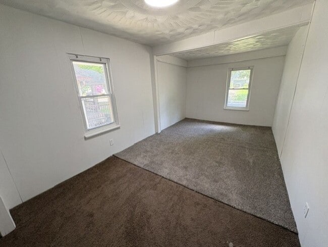Building Photo - 680 Grifton Ave