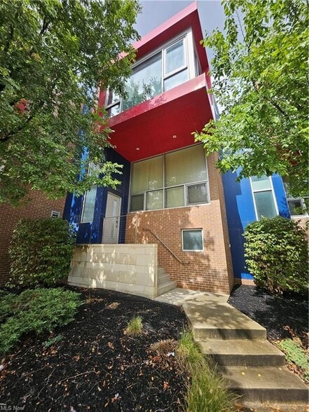 Primary Photo - 11803 Euclid Ave