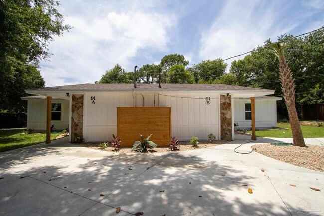 Building Photo - 91 Faron Cir