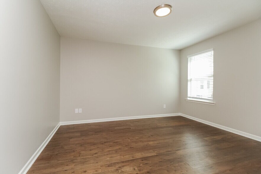 Building Photo - 1705 Porchrest Way