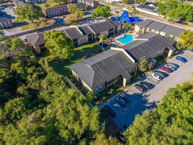 Building Photo - 12293 Sailwinds Dr