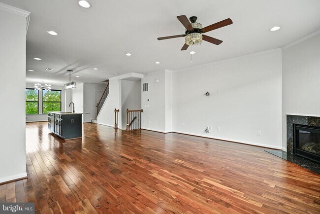 Building Photo - 23493 Adagio Terrace