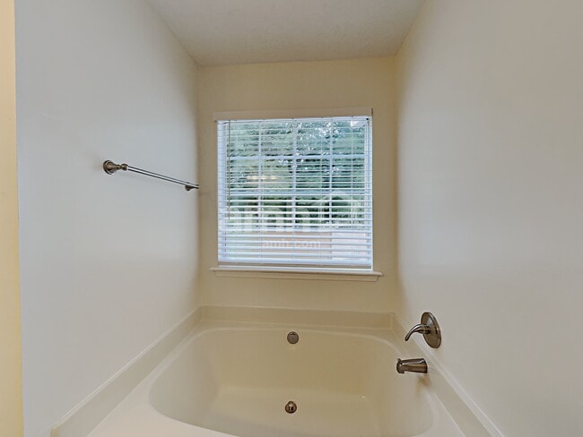 Building Photo - 3342 Mooring Dr