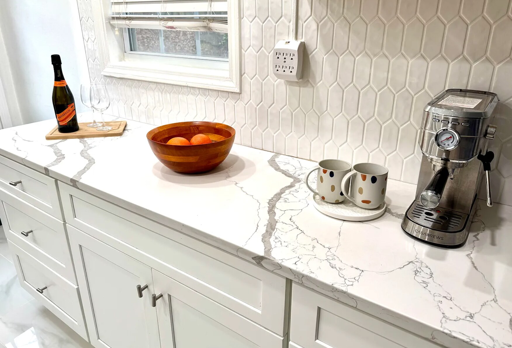 Kitchen - 559 Morgan St NE