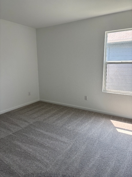 Building Photo - 3040 Burmese St