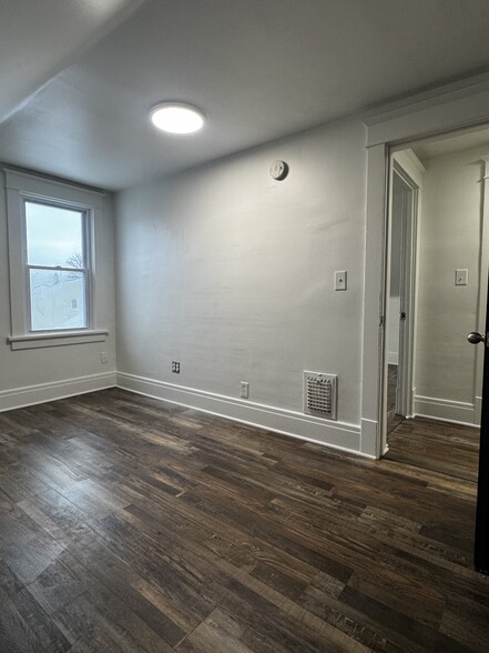 Building Photo - 4034 Bailey Ave