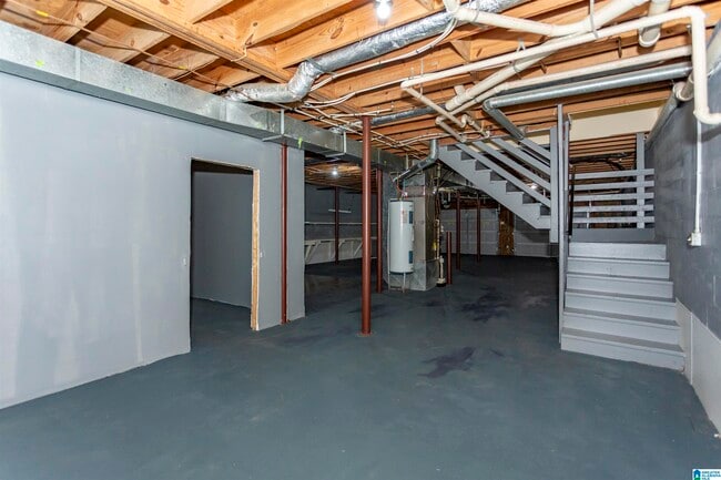 Building Photo - 713 Jason Cir