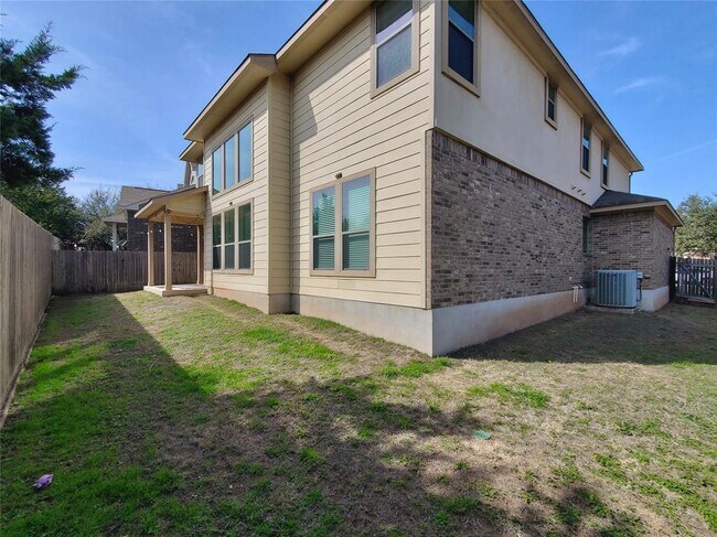 Building Photo - 1436 Lindo Dr