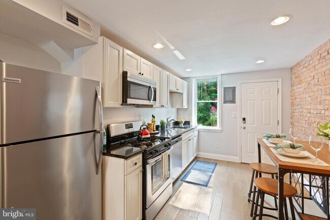 Building Photo - Amazing location close to all that Station North/Greenmount West and have to offer!