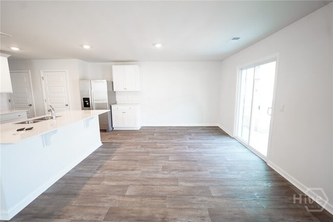 Building Photo - 112 Red Admiral Ln