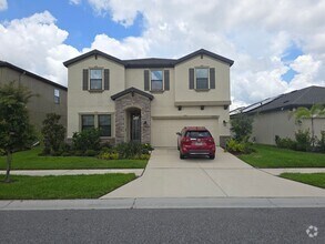 Building Photo - Gorgeous 5-Bedroom, 3-Bathroom in Riverview