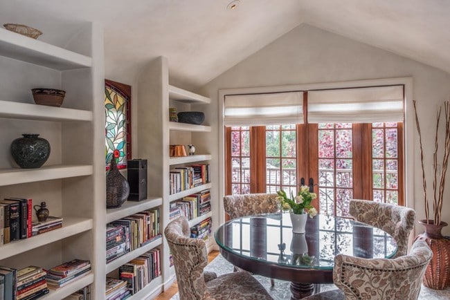 Building Photo - 2505 2nd Ave