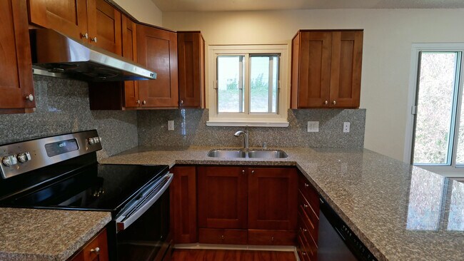 Building Photo - 318 Barbara Ln