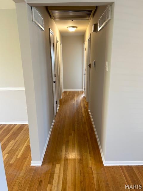 Building Photo - 724 Clarence Dr