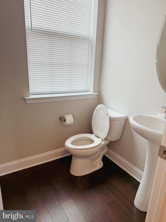 Building Photo - 1101 Hights Farm Rd N