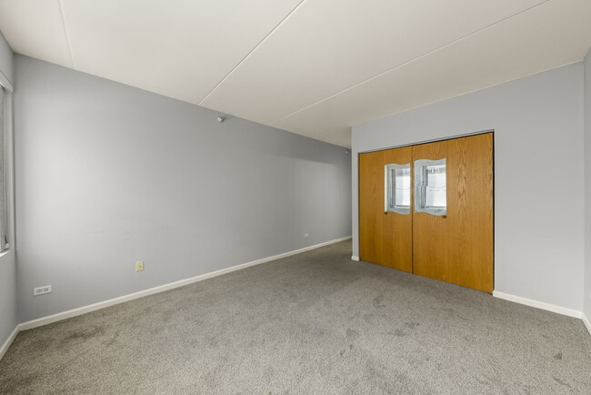 Building Photo - 1041 Susan Collins Ln