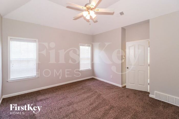 Building Photo - 8570 Griffin Park Dr