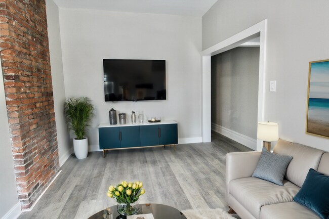 Building Photo - 1911 N 2nd St