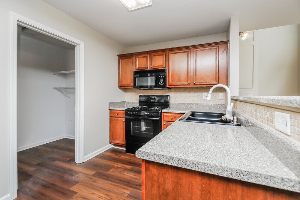 Building Photo - 137 Highland Falls Dr