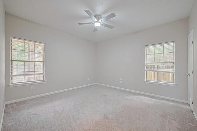 Building Photo - 213 W Murrill Ave