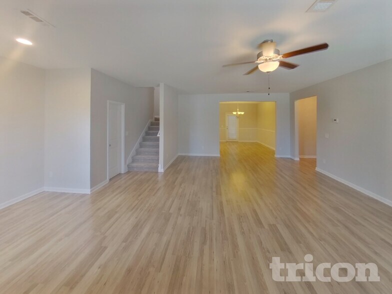 Building Photo - 4210 Effie Seward Dr
