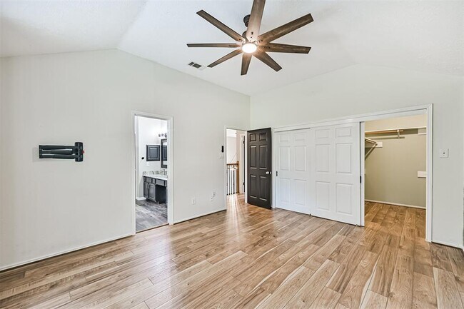 Building Photo - 1801 Vaquero