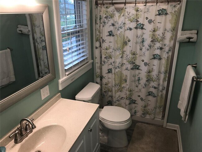 Building Photo - 305 57th St