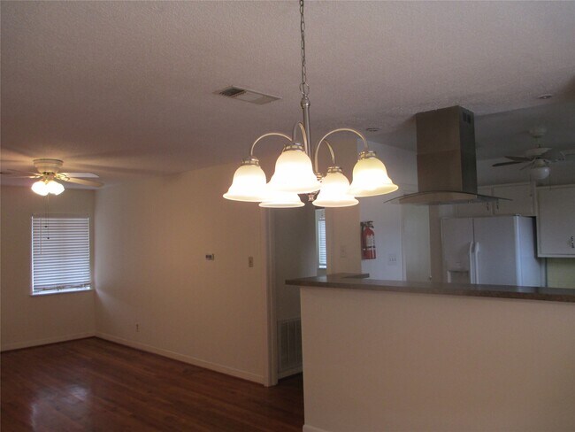 Building Photo - 3607 Murworth Dr