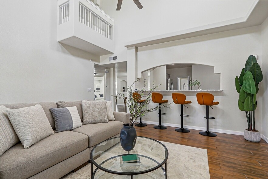 Building Photo - 3121 Tierra Paola Ln