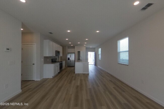 Building Photo - 64 Brazil Nut Cir