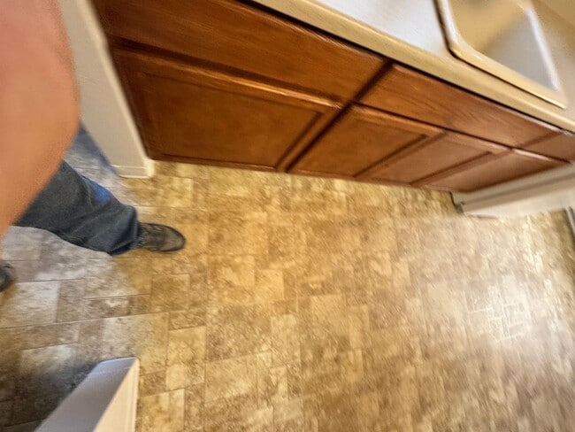 Building Photo - Charming 3-Bedroom SE Portland Home – Fully Fenced Yard - Video attached