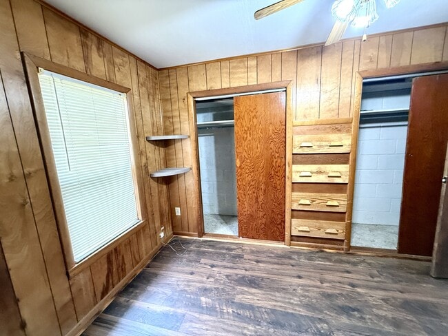 Building Photo - 52 Landmark Rd